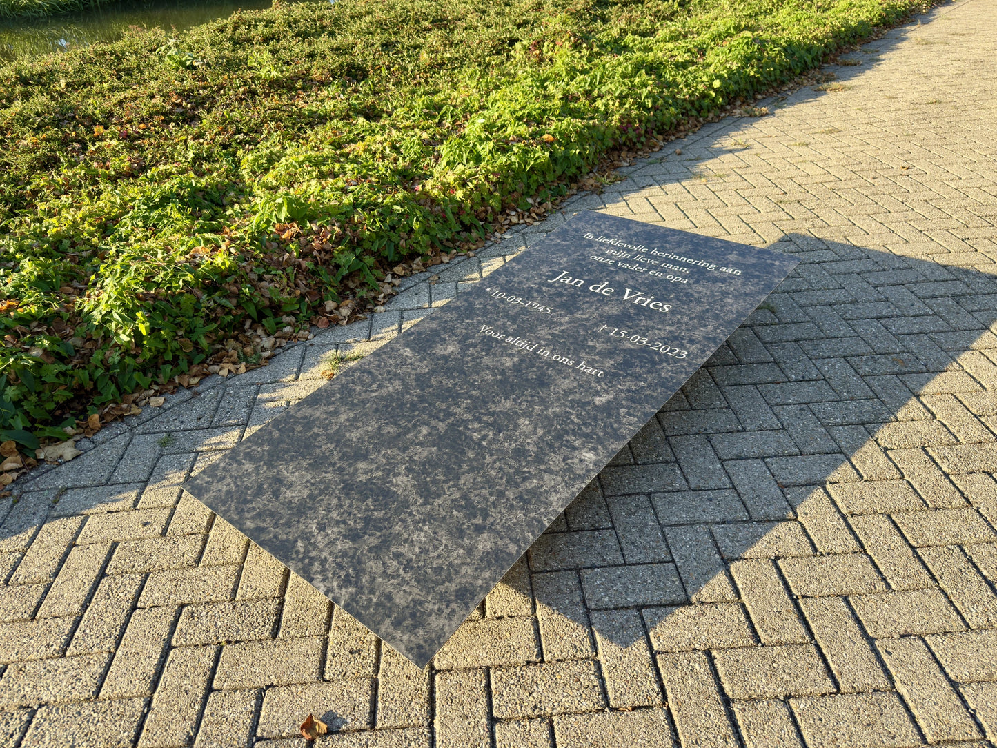 Tijdelijke grafbedekking regulier graf 70x150 cm grijs graniet look