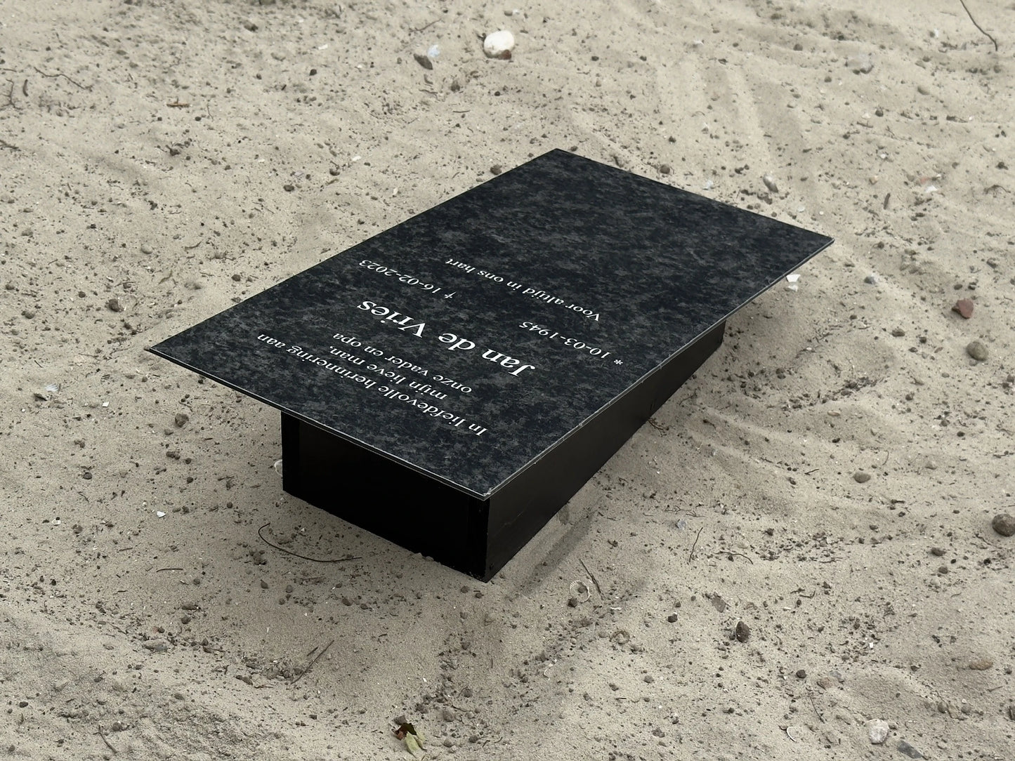 Memorus tijdelijke grafbedekking Compact Formaat (24cm x 50cm)