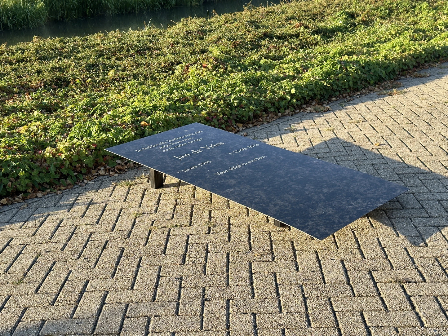 Tijdelijke grafbedekking regulier graf 70x150 cm 2e aanzicht