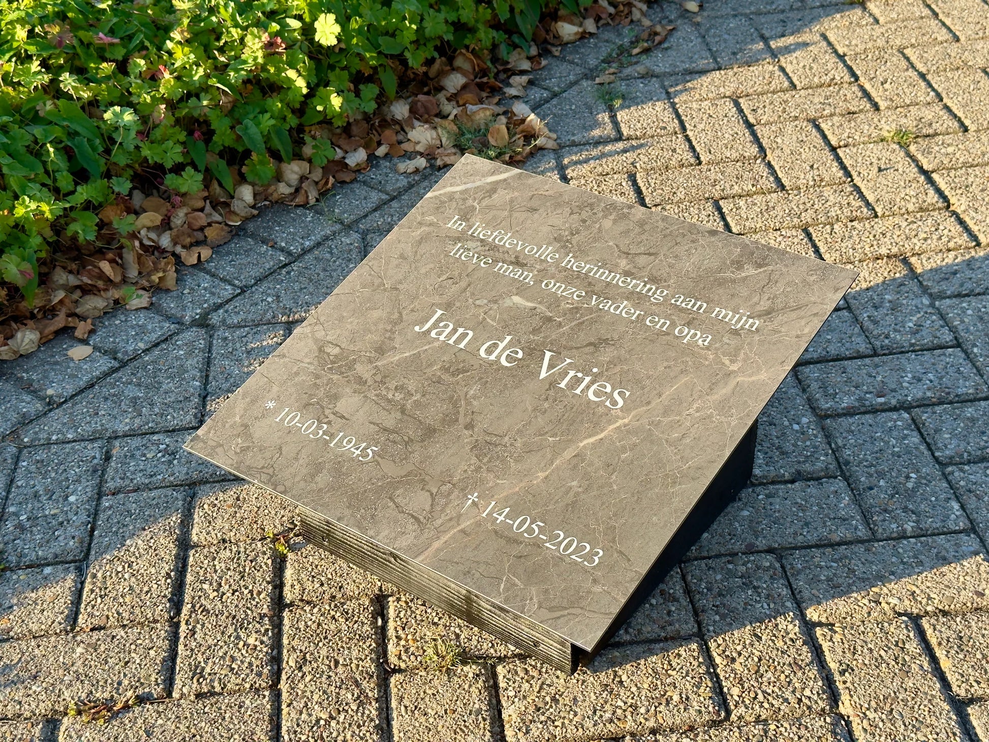 Tijdelijke grafbedekking algemeen graf