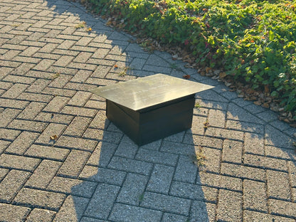 Tijdelijke grafbedekking algemeen graf 50x50 cm achterzijde