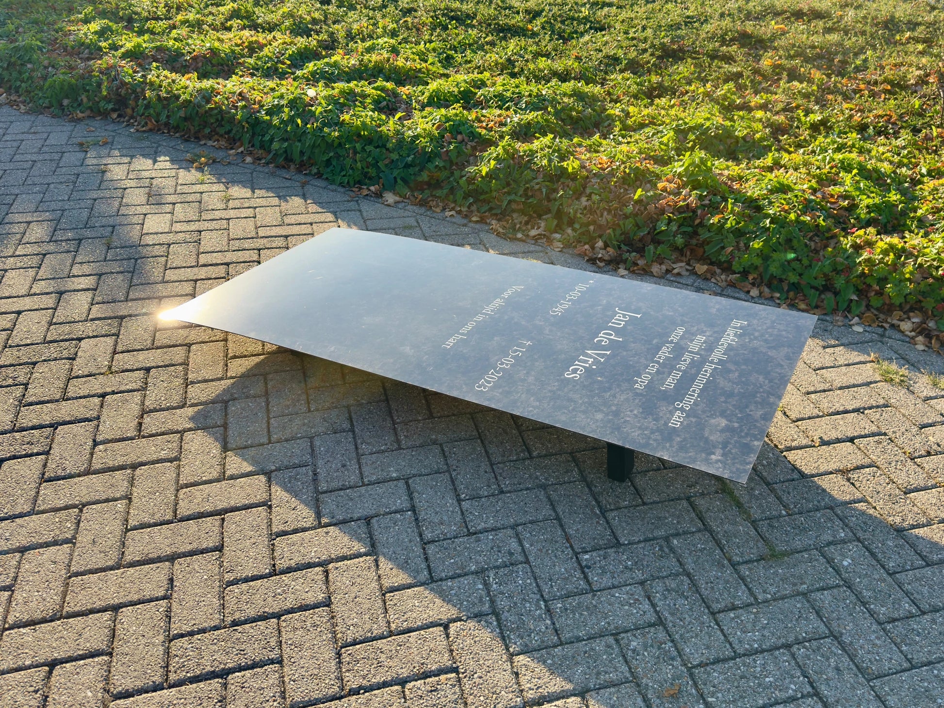 Tijdelijke grafbedekking regulier graf 70x150 cm zijkant