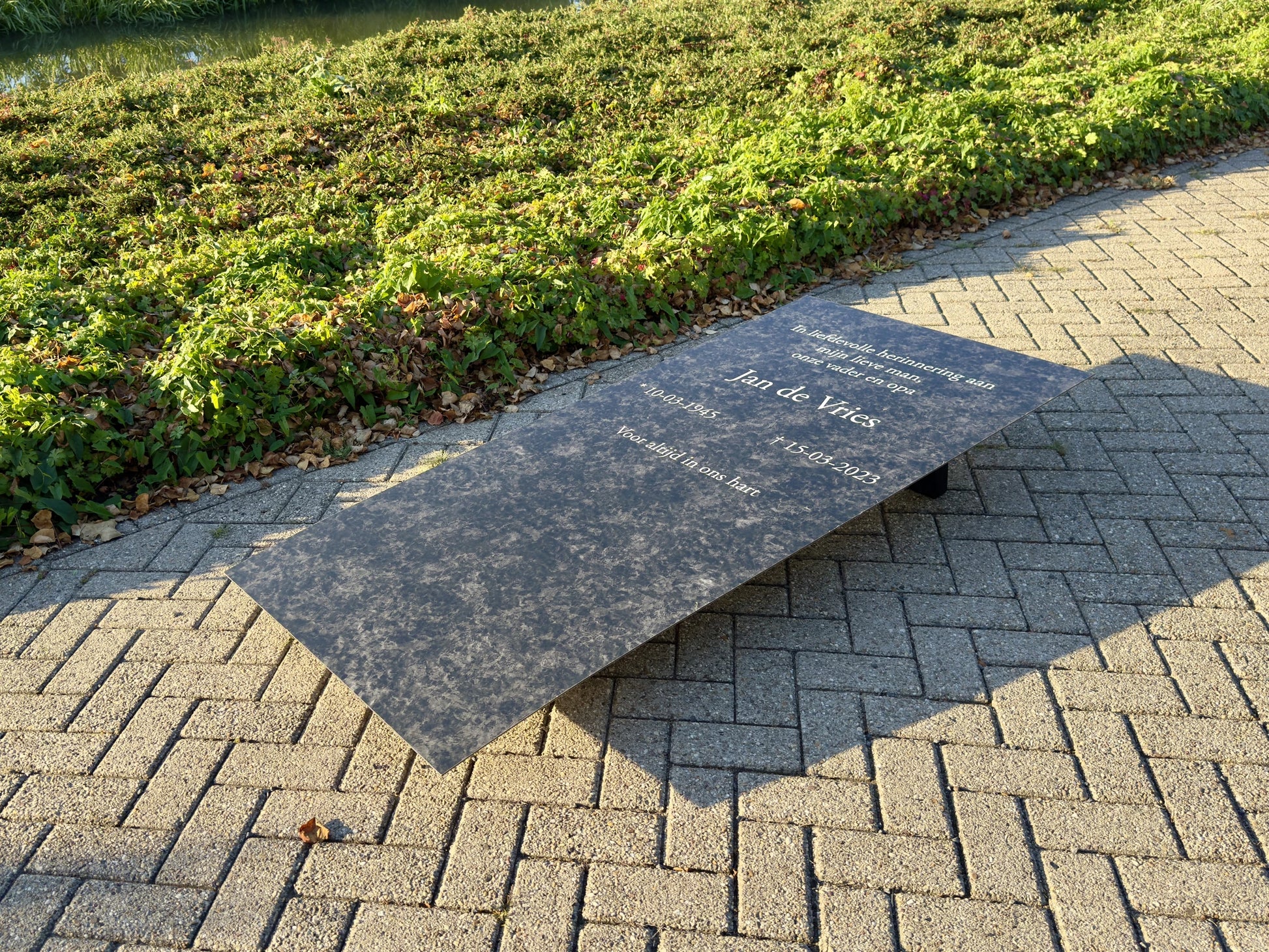 Tijdelijke grafbedekking regulier graf 70x150 cm zijkant